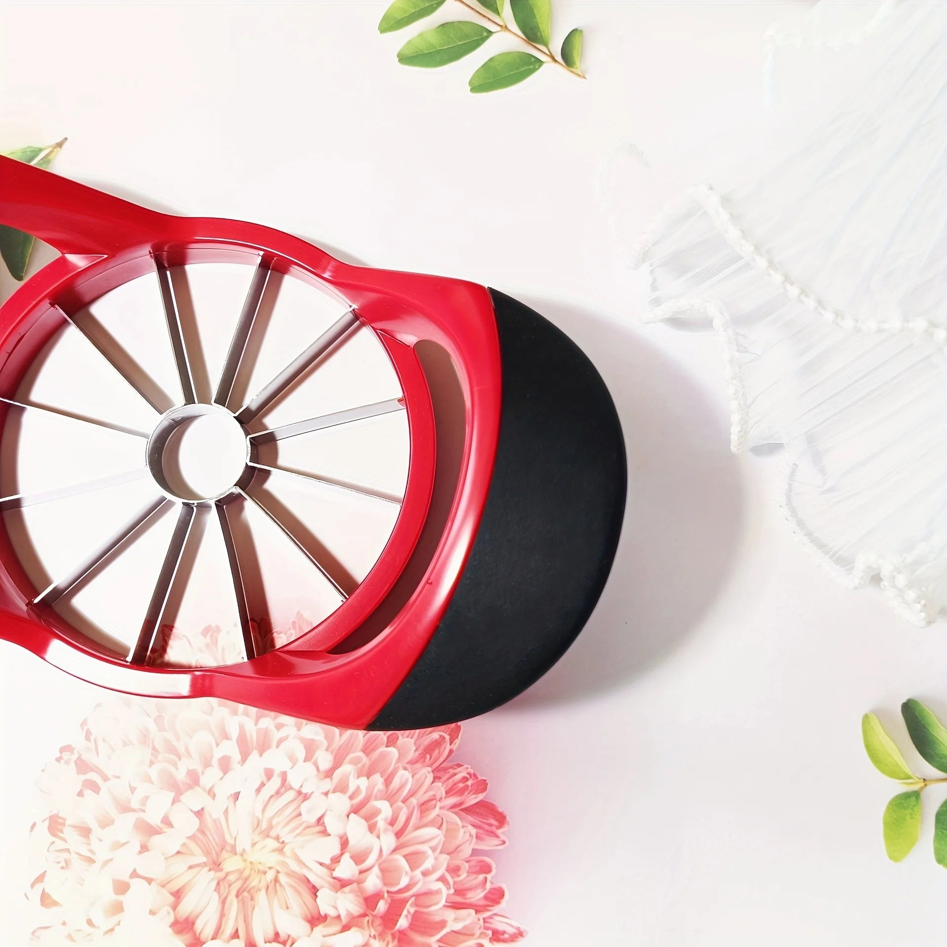 SlicePro™ 16-Blade Apple Slicer